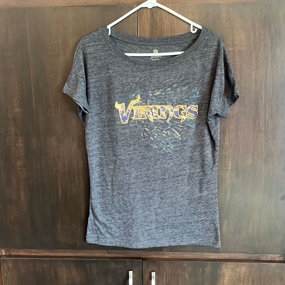 NFL MN Vikings Ladies T-Shirt Size Medium